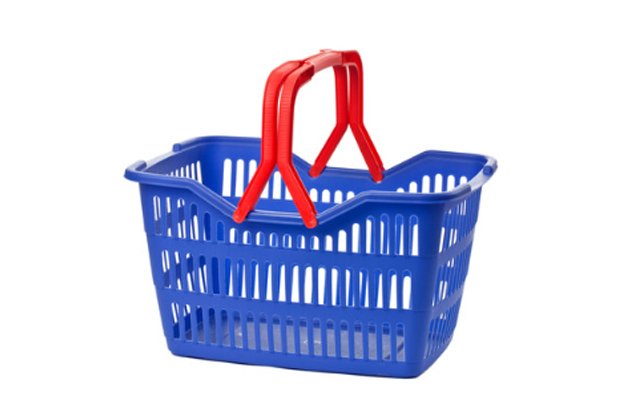 Plastic shopping basket 2